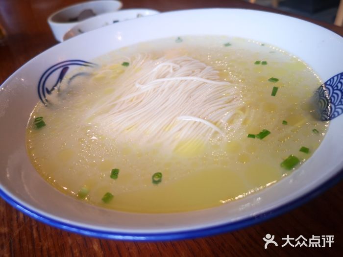 新万鑫银丝面·非遗无锡味(惠山古镇店)鸡汤银丝面图片