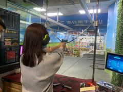 -都市枪神实弹射击俱乐部
