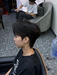 -藤野造型专业烫染接发