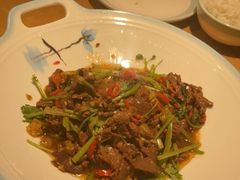 -呷湘厨·鱼汤捞饭·剁椒鱼头·辣椒炒肉(国家会展中心店)