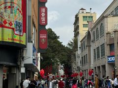 -大头虾越式风味餐厅(光明广场店)