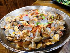 -老东镇啤酒屋海鲜加工·蒸汽海鲜·海鲜烧烤(台东店)