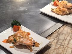 -雍容荟活帝王蟹活龙虾自助(苏宁旗舰店)