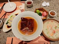 -小鹅皇港式餐厅(新抚万达店)