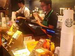 -星巴克臻选(上海长风大悦城店)