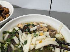 -文山荷鲜居(翠湖店)