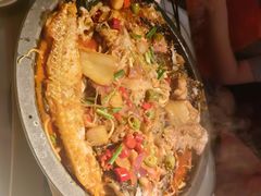 -鸣记脆皮烤鱼(三八广场店)