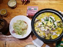 -老滇山寨•云南特色菜•地方菜•民族风情歌舞表演(金碧店)