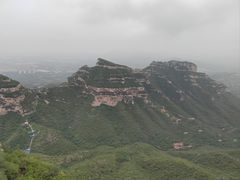 -抱犊寨风景区