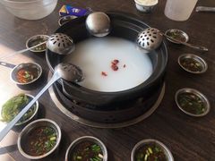 -鸿渡渔庄·特色鸭咀鱼