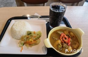 Yige Hong Kong-style Curry Beef Tripe and Brisket Rice