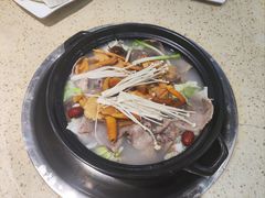 -九寨特色牦牛肉汤锅 羊肉汤锅