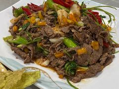 -三江源美食城