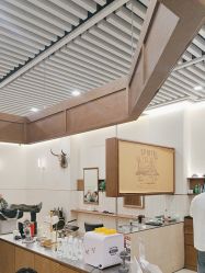 -MARTIN'S BARBER SHOP男士理发馆