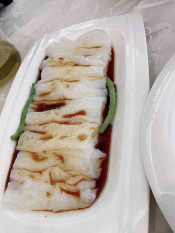 海悦酒家停车场-"刚刚到佛山不久,老板就请大伙来过海悦搓过.