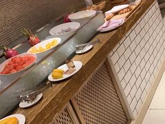 -湖景知味西餐厅•自助餐• 轻食(南京金茂威斯汀大酒店)