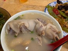 -雷祖芳老妈蹄花店