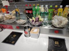 -百品聚旋转火锅(万德庄店)