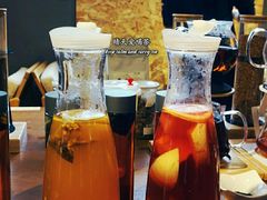 -新华里咖啡书吧(新华书店小寨店)