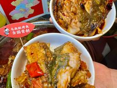 -辣尚瘾·烤鱼·新川菜(牡丹园直营店)