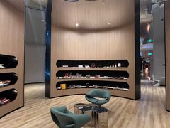 -涨巢·潮玩水疗局