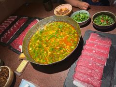 -旺福·贵州酸汤牛肉火锅(陆悦天地店)