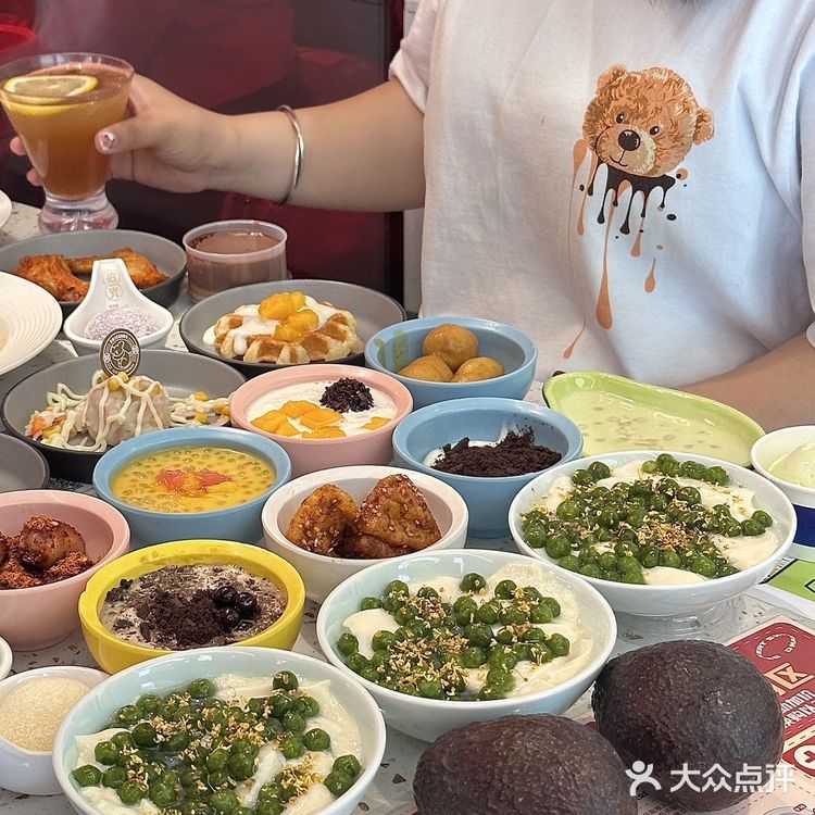 38r吃自助～成都蕞🔥青团豆花敞开吃！