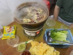 -威邵鸡煲(西华路总店)