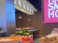 -龍歌自助小火锅(市北CBD万达店)