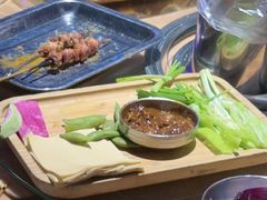 -马路牙子烧烤音乐酒馆(望京店)