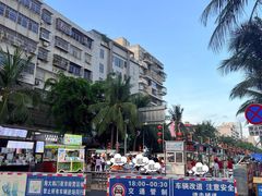 -海大南门夜市(海富街店)