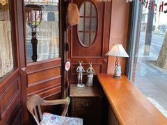 靠窗位-古董花园(思南路42弄小区店)