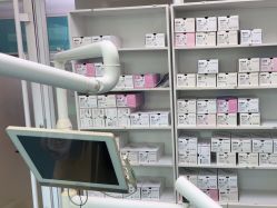 -瑞丽口腔·美学矫正中心
