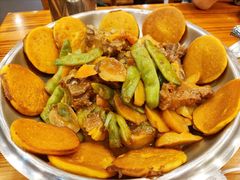 东北一锅出-东北农家小院(定西路店)