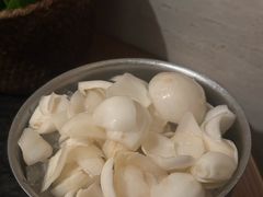 -三出山火锅(南京万象天地店)