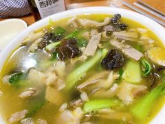 -怡妮新疆风味餐厅(东江湾路店)