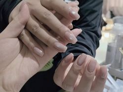 -艾珂·美甲美睫