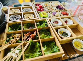 #天天领红包给好闺蜜过生日，环境很不错，问了服务员大