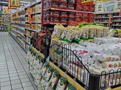 -大润发(鹤山店)