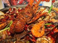 -鸣记脆皮烤鱼·海鲜烤鱼(三八广场店)