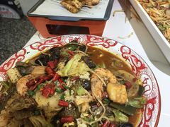 -嗨辣小聚·盘锦河蟹·海鲜烧烤龙虾(盘锦十年好店)