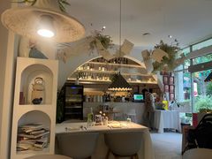 -春树下·树屋花房西餐厅(罍街AS1980店)