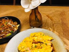 -来龙里 精致 东南亚餐室(万象城店)