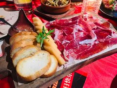 伊比利亚绿标风干火腿后腿24个月-BROWNSTONE布朗石西班牙餐厅(富城店)