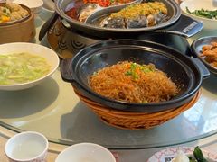 -阿瓦山寨·湘菜现炒·剁椒鱼头王(咸阳总店)