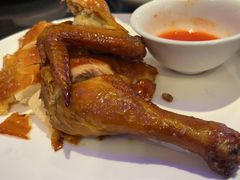 脆皮童子鸡-新白鹿餐厅(百联中环店)