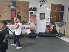 -梁氏咏春拳武馆