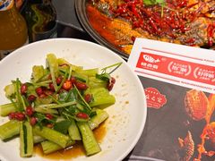 -辣尚瘾·烤鱼·新川菜(牡丹园直营店)