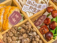 -廖掌柜·重庆鲜货火锅(上海首店)