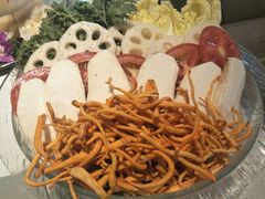 虫草花-八珍玉食鸡煲·打边炉(印象城店)